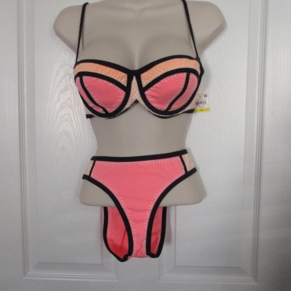 NWT - BAR lll 2 piece swim suit - sz S - MSRP $88